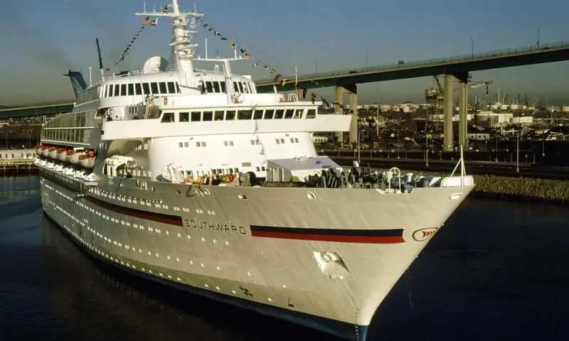VENUS I Passenger Ship IMO 7111078 photo 3