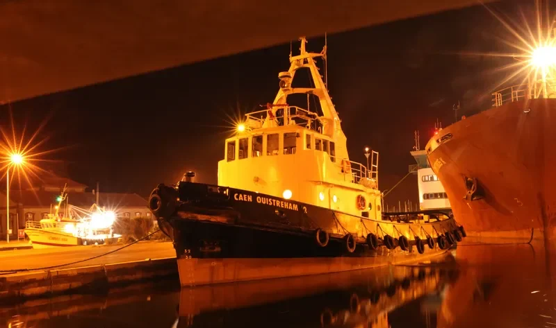 CAEN OUISTREHAM 2 General Cargo IMO 7111781 photo 2