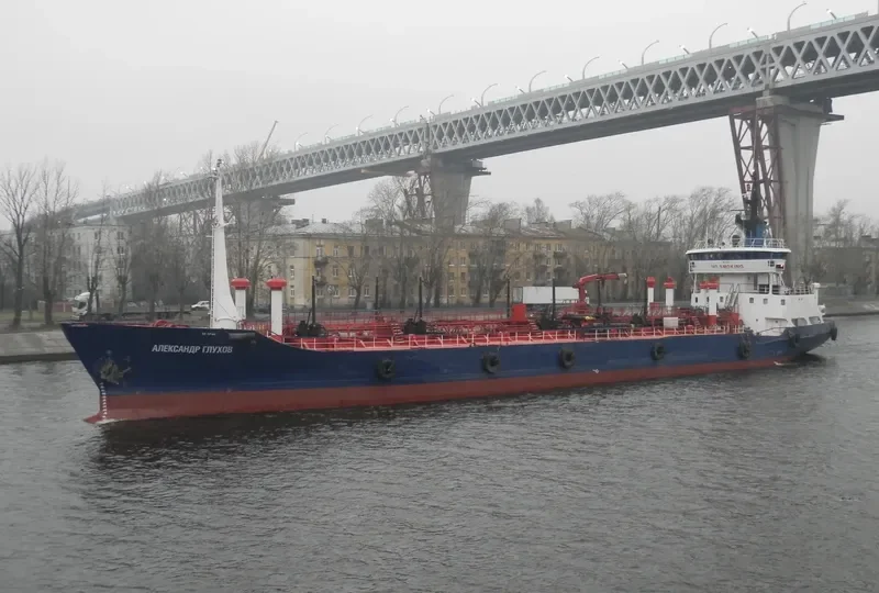 ALEKSANDR GLUKHOV Tanker IMO 7113686 photo 7