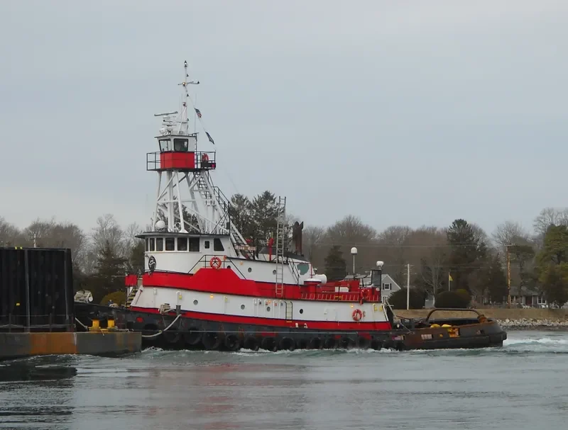 MISS GILL General Cargo IMO 7114109 photo 9