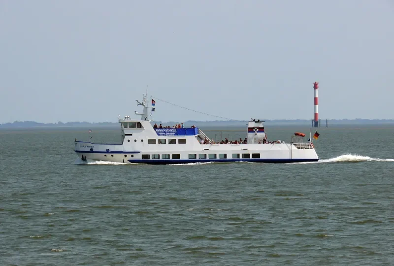 HARLE KURIER Passenger Ship IMO 7114587 photo 9
