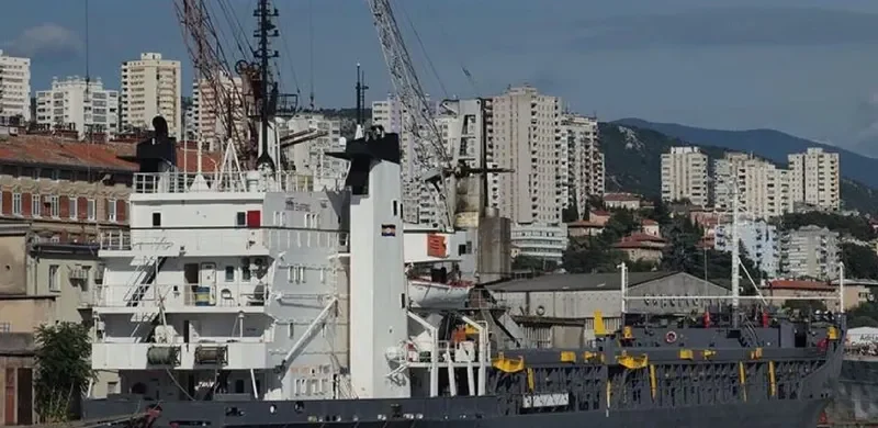 AK DENISA Bulk Carrier IMO 7116781 photo 8