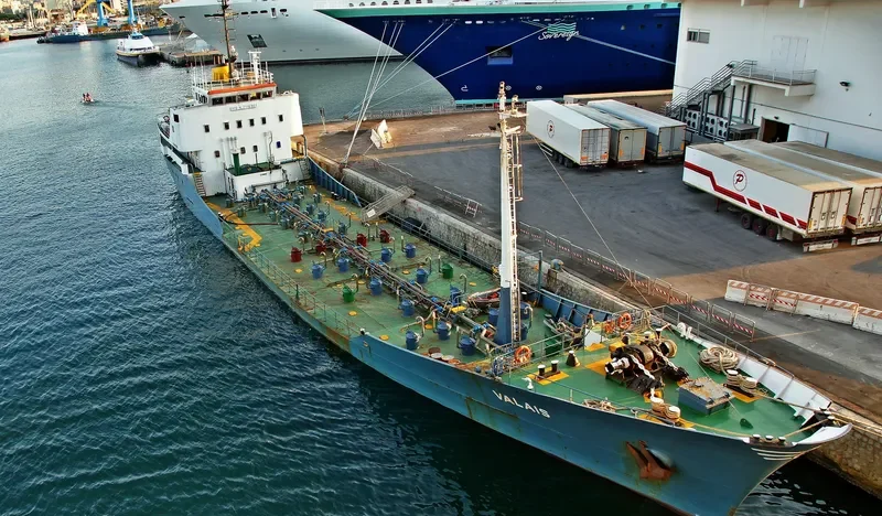 VALAIS Tanker IMO 7116901 photo 7