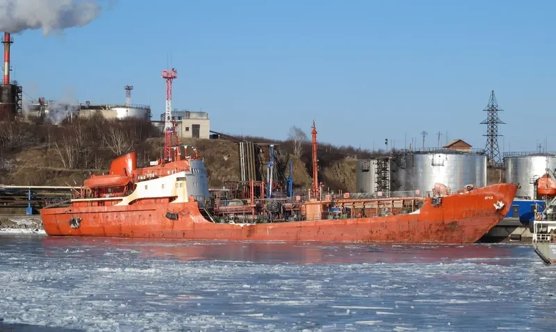 ICHA Tanker IMO 7119458 photo 4