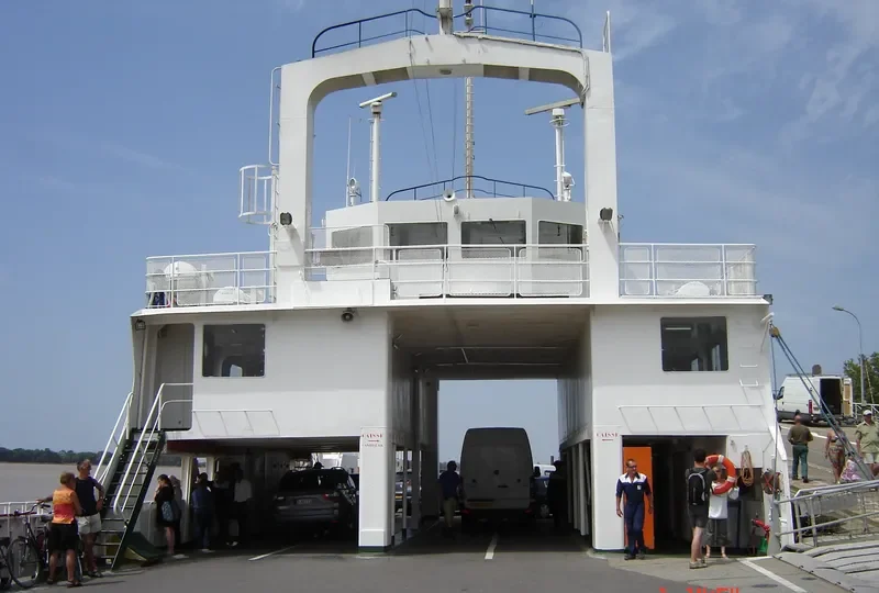 COTES DE BLAYE Passenger Ship IMO 7119513 photo 7