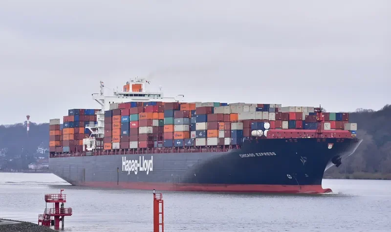 CHICAGO EXPRESS Container Ship IMO 7119733 photo 2