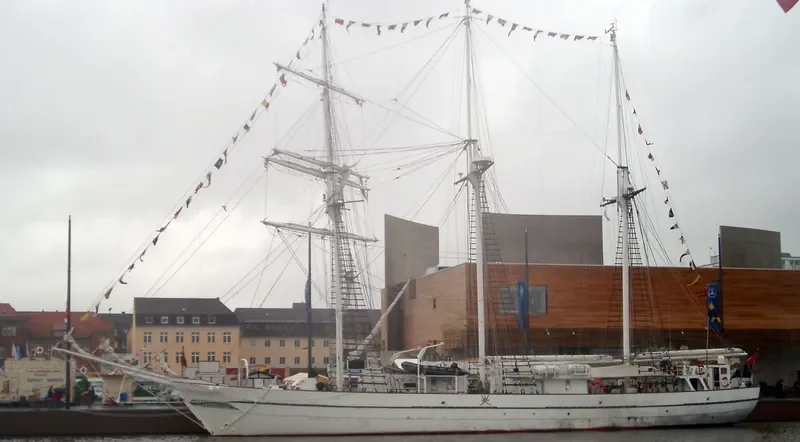 SHABAB OMAN General Cargo IMO 7125598 photo 9
