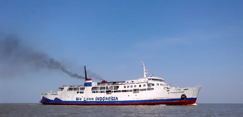 TITIAN NUSANTARA Ro-Ro IMO 7125952 photo 4