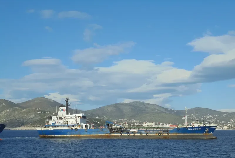 AGIA ZONI II Tanker IMO 7126152 photo 8