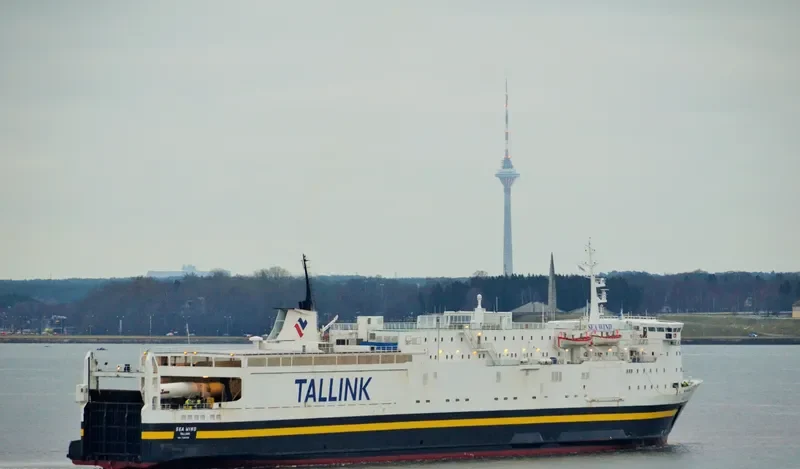 SEA WIND Ro-Ro IMO 7128332 photo 7