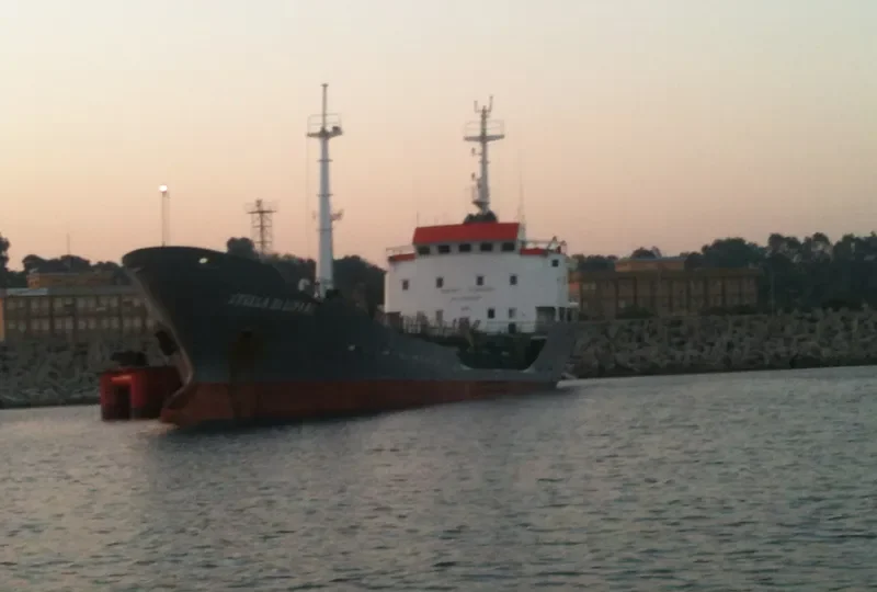 STELLA DI LIPARI Tanker IMO 7128899 photo 6