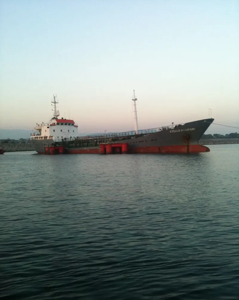 STELLA DI LIPARI Tanker IMO 7128899 photo 9