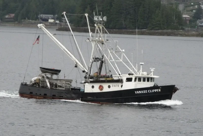 YANKEE CLIPPER Fishing Vessel IMO 7203120 photo 2