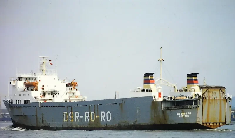DORRAT JEDDAH Ro-Ro IMO 7203912 photo 5