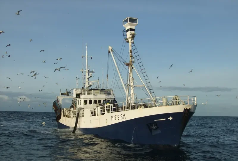 FISKEBANK1 Fishing Vessel IMO 7207671 photo 9