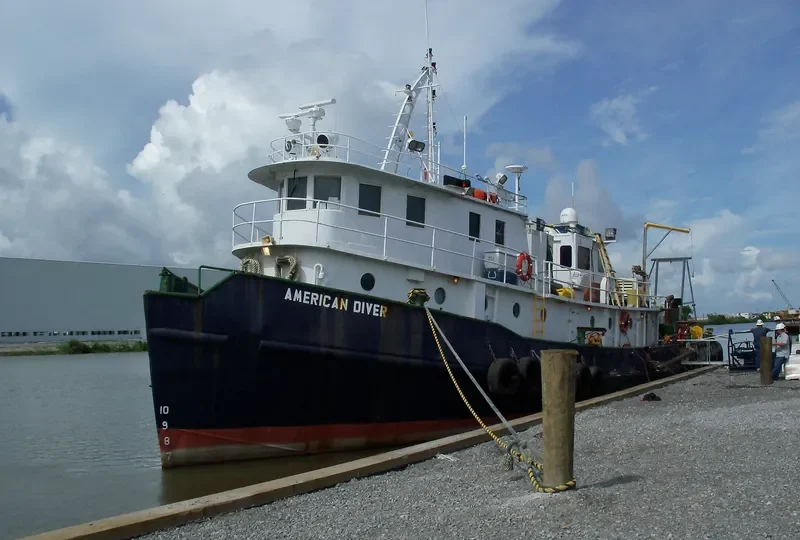 AMERICAN DIVER Offshore Supply Vessel IMO 7210721