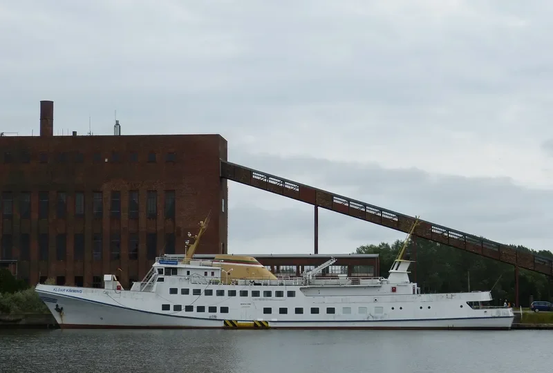 KLOAR KIMMING Passenger Ship IMO 7211440 photo 8