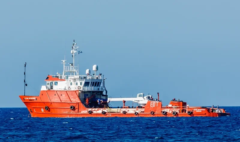 CREATIVE Offshore Vessel IMO 7212482 photo 3