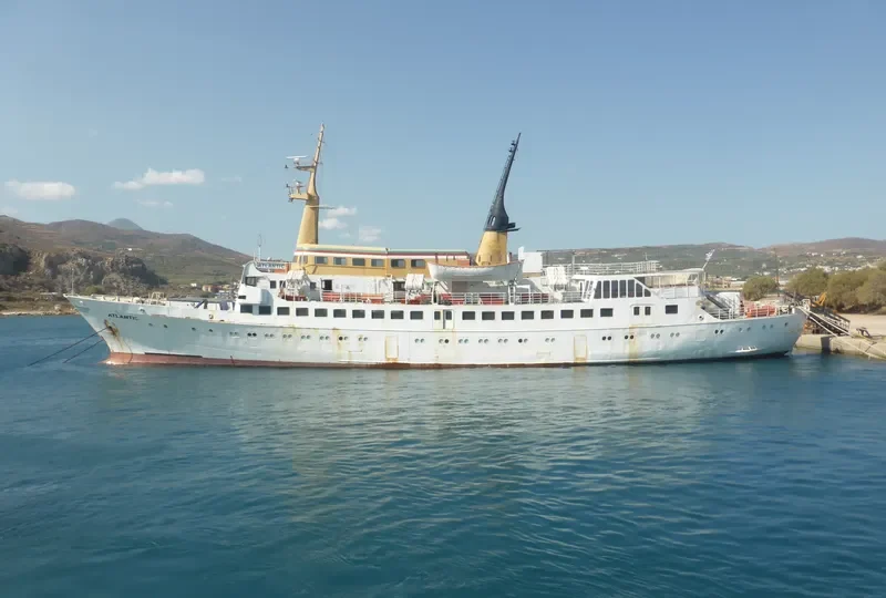 ATLANTIC Passenger Ship IMO 7214545 photo 3