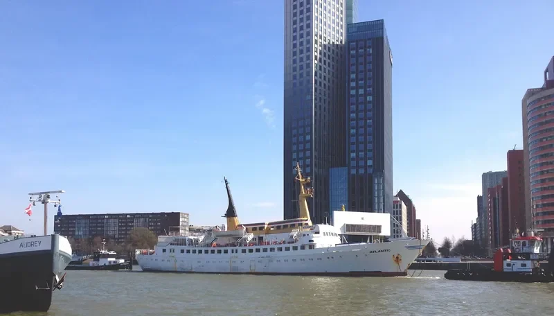 ATLANTIC Passenger Ship IMO 7214545 photo 9