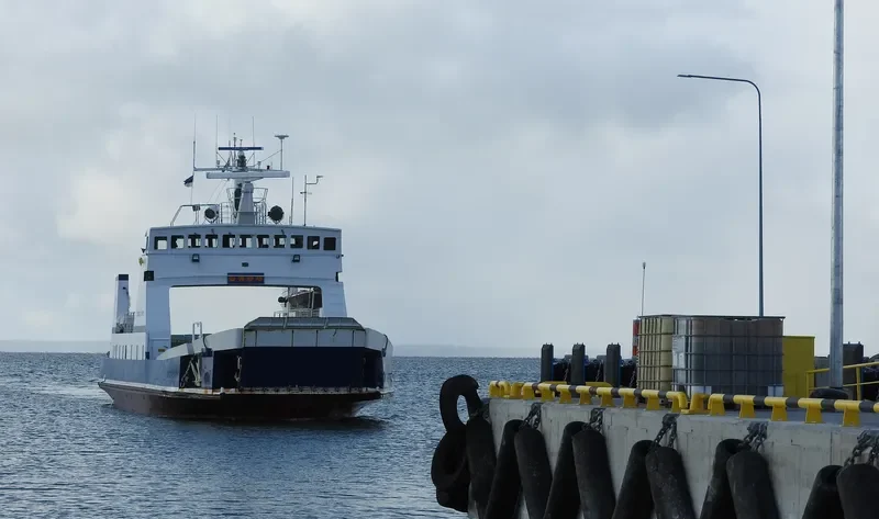 SUBSEA SEVEN Ro-Ro IMO 7218981 photo 2