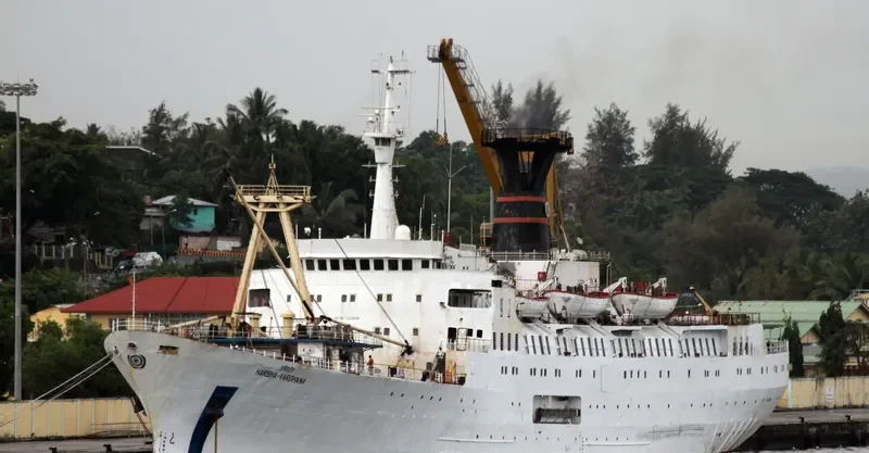 HARSHA VARDHANA Passenger Ship IMO 7219026 photo 2