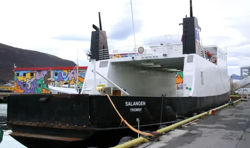 DOLLY C Ro-Ro IMO 7222310 photo 3