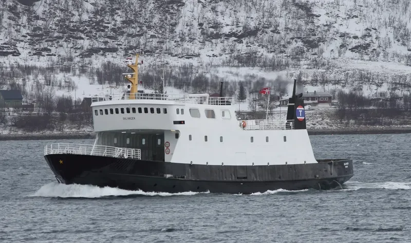 DOLLY C Ro-Ro IMO 7222310 photo 5