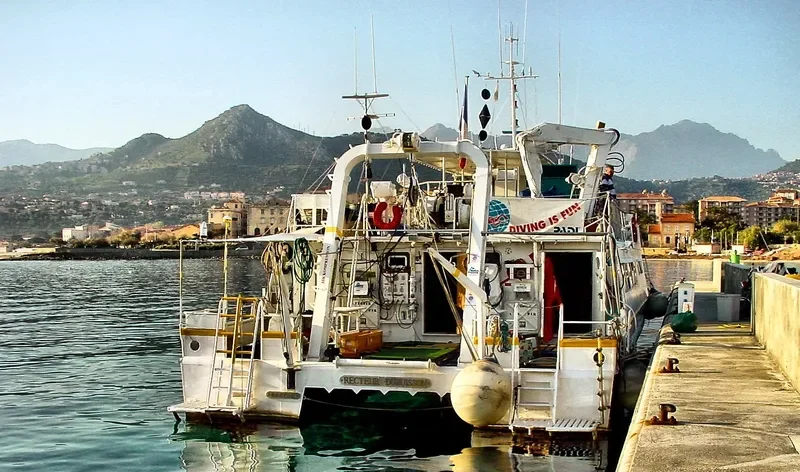 RECTEUR DUBUISSON Research Vessel IMO 7224382
