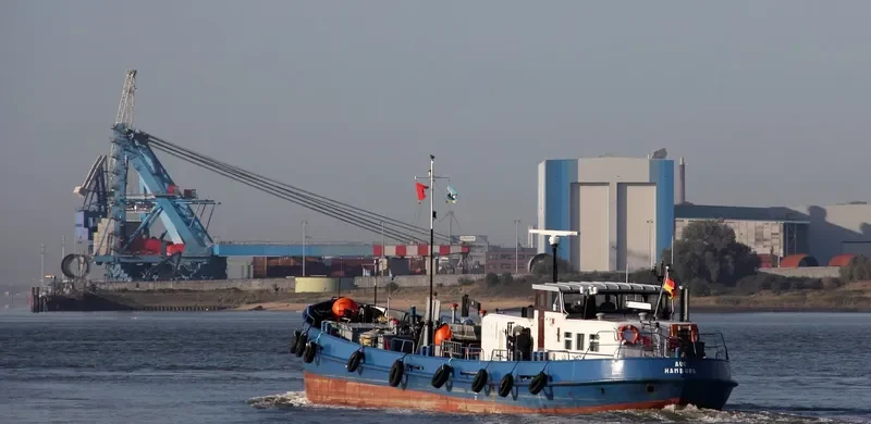 AUE General Cargo IMO 7225037 photo 9