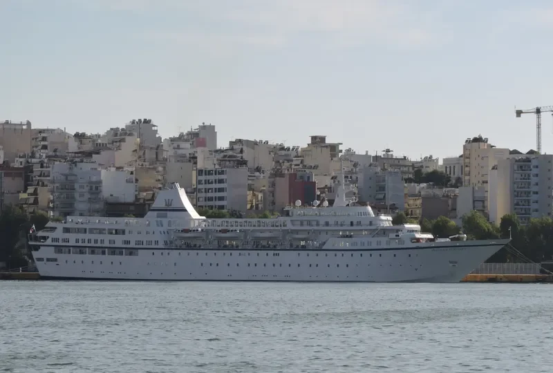 AEGEAN ODYSSEY Passenger Ship IMO 7225910 photo 2