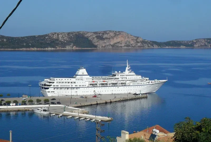AEGEAN ODYSSEY Passenger Ship IMO 7225910 photo 10