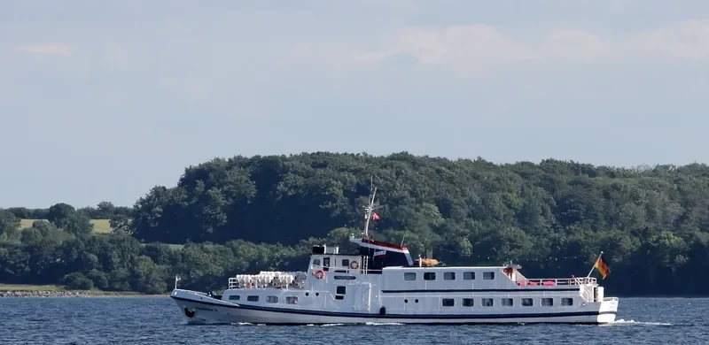 FEODORA II Passenger Ship IMO 7229186 photo 2