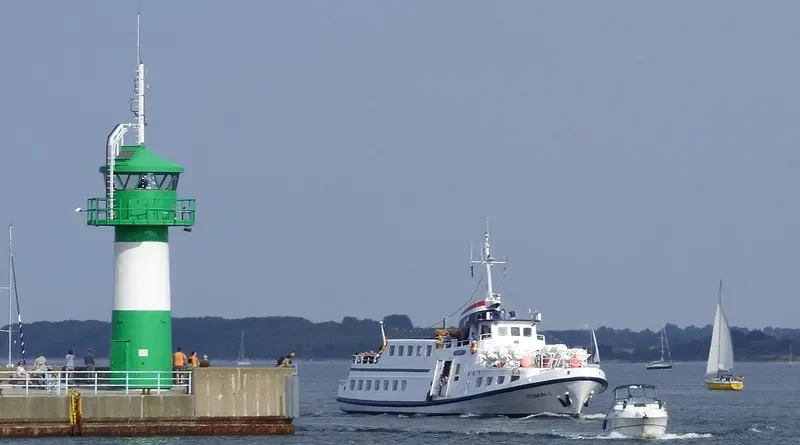 FEODORA II Passenger Ship IMO 7229186 photo 8