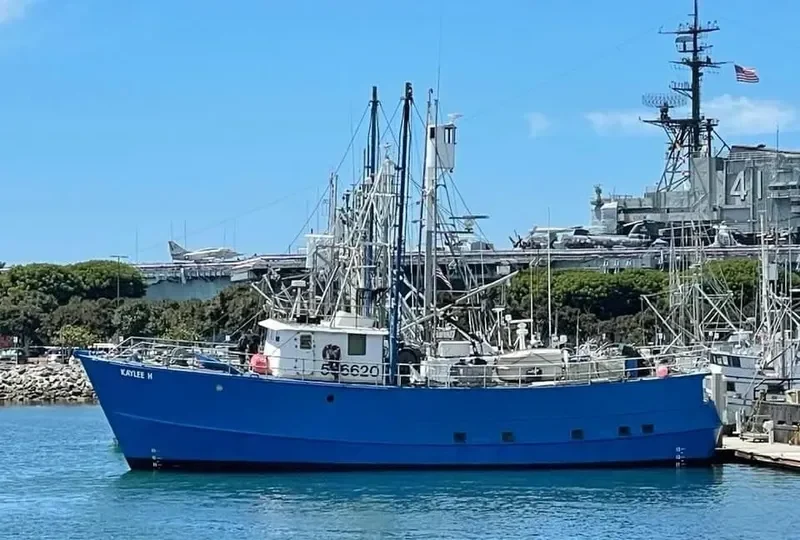 KAYLEE H Fishing Vessel IMO 7230977 photo 2
