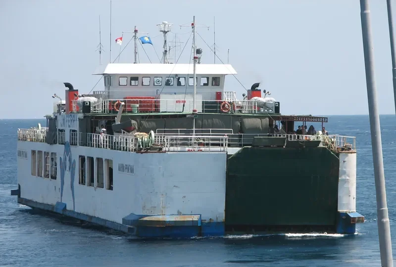 MARINA PRATAMA Ro-Ro IMO 7231438 photo 2