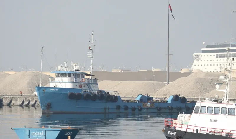 AHMED IV Offshore Vessel IMO 7237420 photo 4