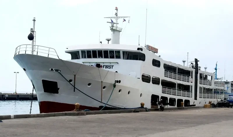 KC BEATRICE Passenger Ship IMO 7300435 photo 3