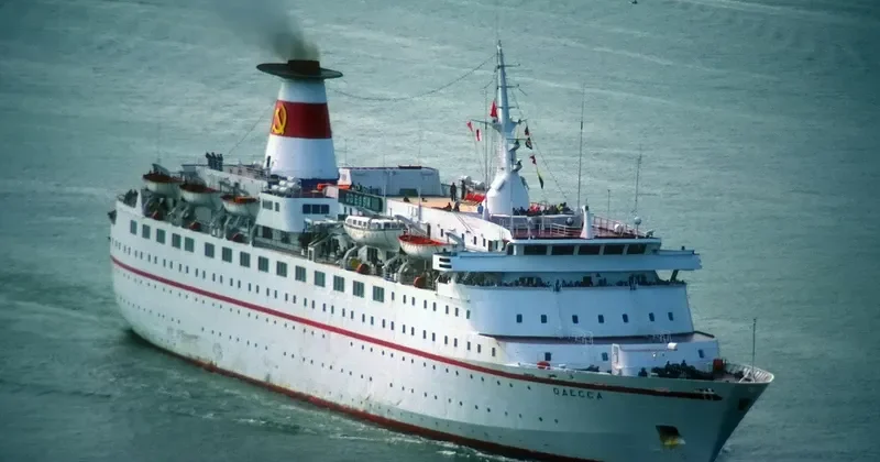 SYDNEY Passenger Ship IMO 7301221 photo 5