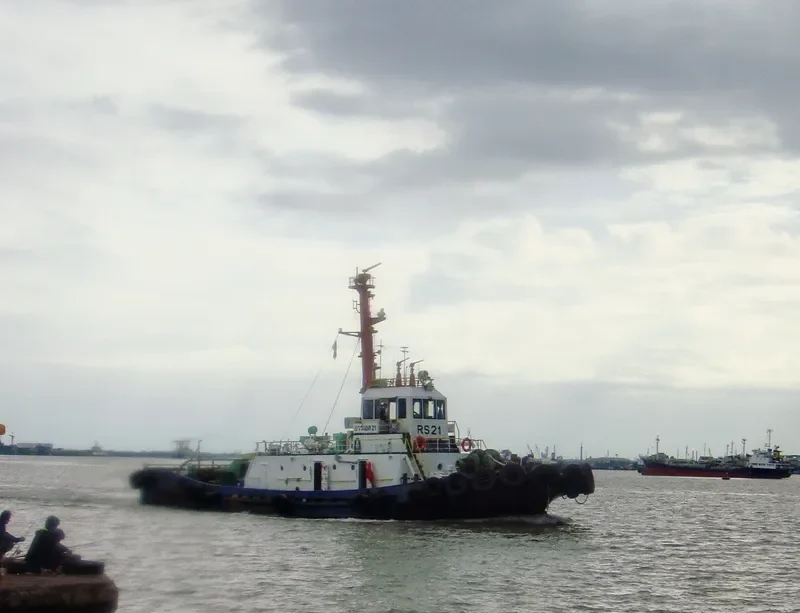 TUG RS21 General Cargo IMO 7302134 photo 3