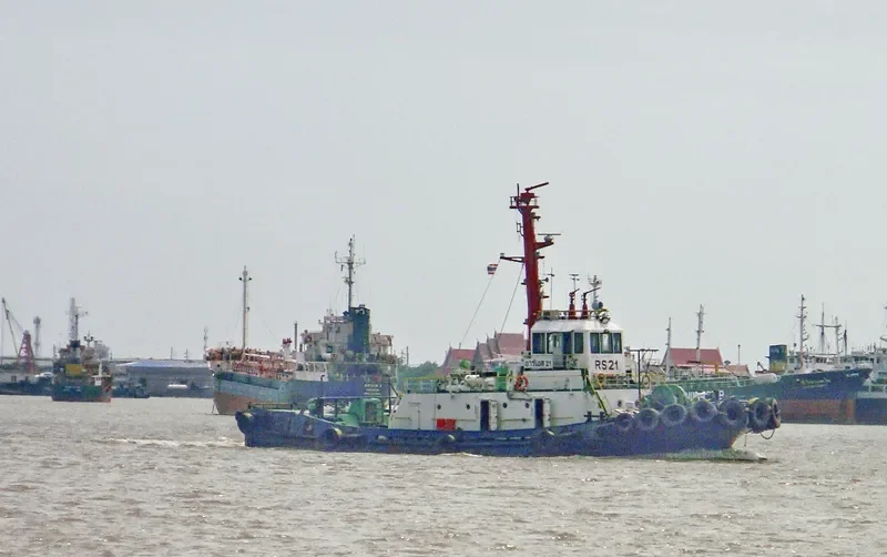 TUG RS21 General Cargo IMO 7302134 photo 4