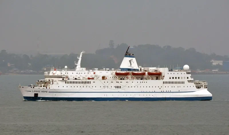 LOGOS HOPE Passenger Ship IMO 7302914 photo 5