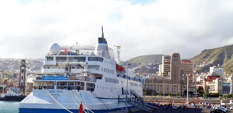 LOGOS HOPE Passenger Ship IMO 7302914 photo 6