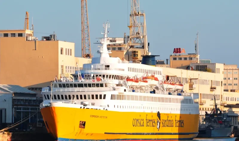 CORSICA VICTORIA Ro-Ro IMO 7305253 photo 2