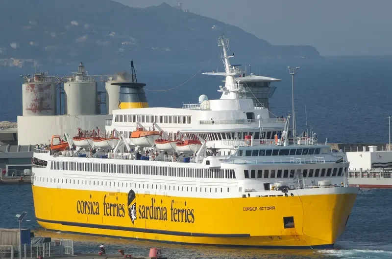 CORSICA VICTORIA Ro-Ro IMO 7305253 photo 4
