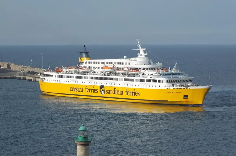 CORSICA VICTORIA Ro-Ro IMO 7305253 photo 5