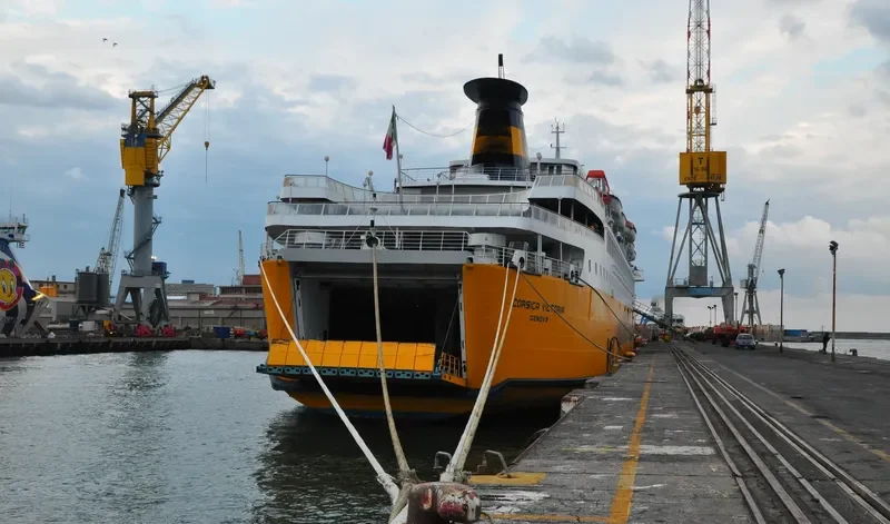 CORSICA VICTORIA Ro-Ro IMO 7305253 photo 10