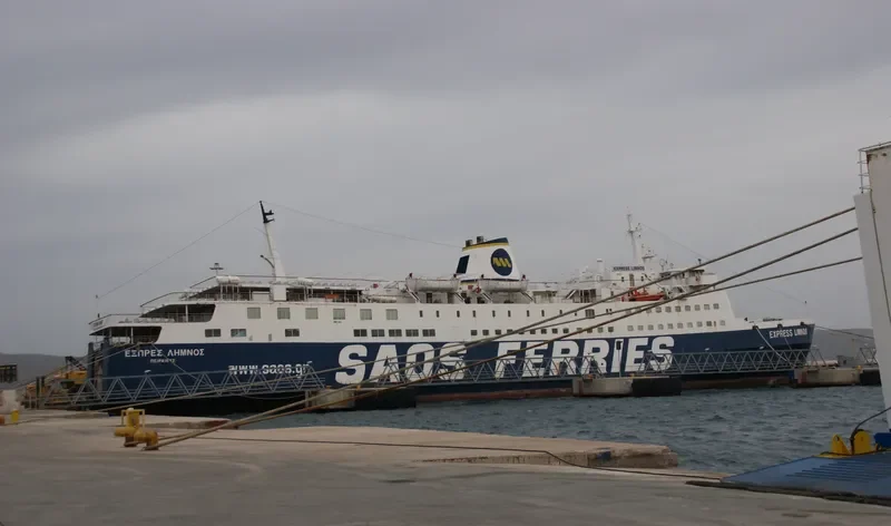 EXPRESS LIMNOS Ro-Ro IMO 7305514 photo 8