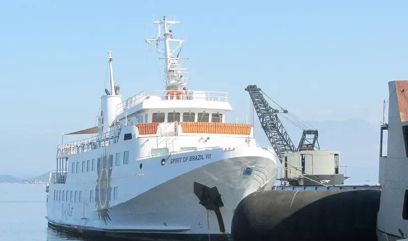 SPIRIT OF BRAZIL VII Passenger Ship IMO 7305629 photo 5