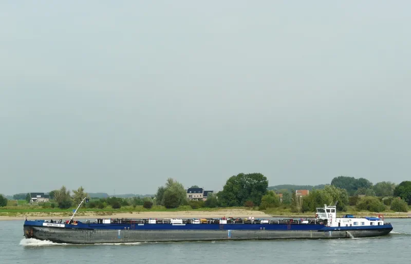 MINTRA 3 Tanker IMO 7305784 photo 7